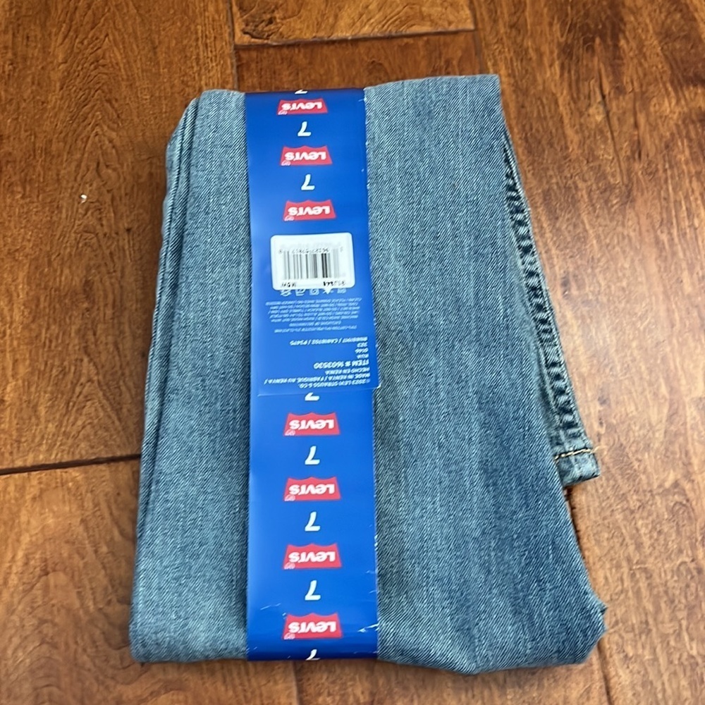 NWT Levi's Girl 511 Modern Slim Flex
Stretch 5 Pocket Jeans - Picture 9 of 10